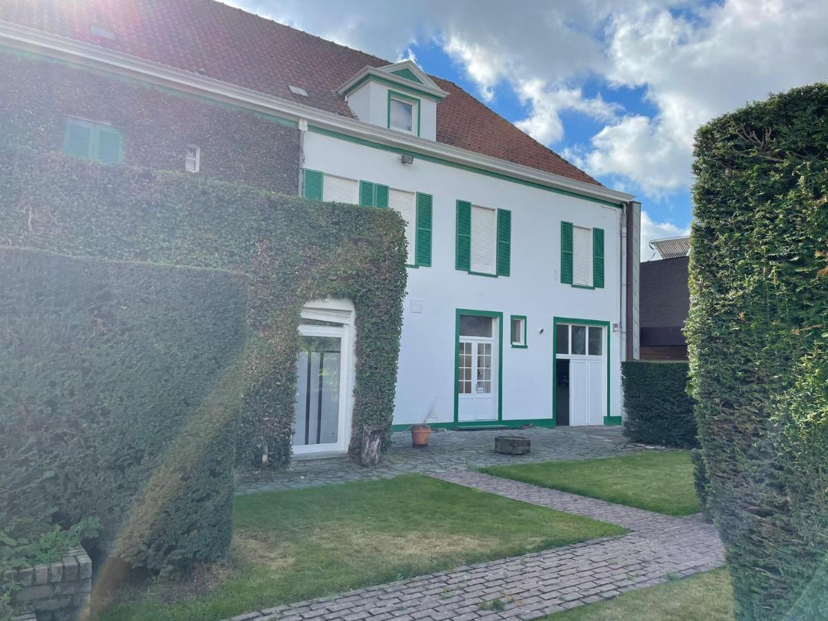 B&B The White House Wielsbeke Exterior foto